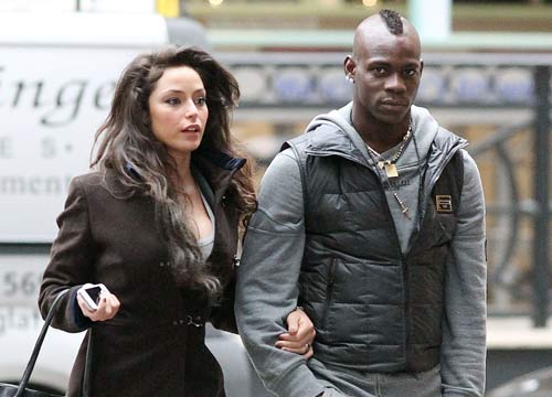 Raffaela Fico: aspetto un figlio da Balotelli, sarà un padre giocherellone e un compagno di vita affettuoso