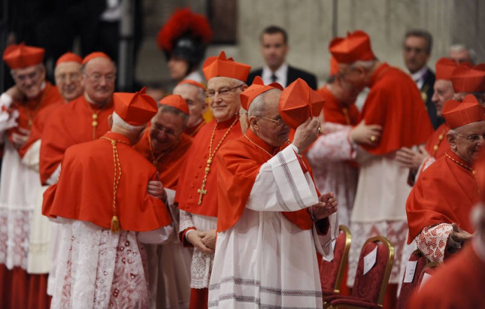 Vaticano, tutto pronto per la prima votazione. Il card. Sodano invoca un “Conclave breve”