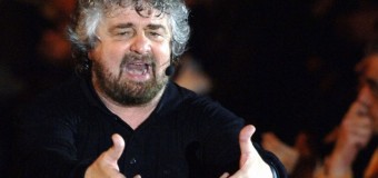 Elezioni europee, Grillo si gioca l’aut aut: “Dobbiamo fare un culo così a tutti. O vinciamo o me ne vado a casa. Non scherzo”