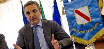 Campania, arrestato per concussione il presidente del Consiglio Regionale Paolo Romano