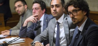 Riforme, nuovo incontro tra Pd e M5S. Renzi: “Non sarò presente al tavolo”