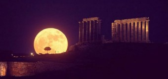 Occhi al cielo stasera arriva la Superluna tanto luminosa da ‘oscurare’ le stelle cadenti