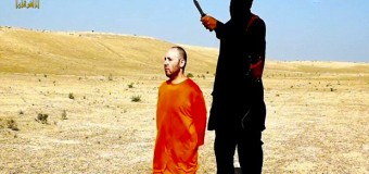 Sotloff, la famiglia del reporter americano sfida l’Is: “Oggi noi siamo in lutto, ma emergeremo da questa tragedia. Non dimenticheremo”