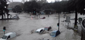 Genova sommersa da un’alluvione: un morto e molti dispersi. Il sindaco Doria: “Non c’è stata allerta”