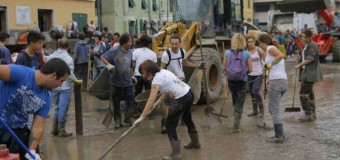 Genova: notte di tregua, ma i disagi continuano. Sindaco Doria contestato: “Se serve sono pronto a lasciare”