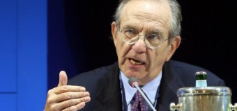 Crisi economica, Padoan rassicura gli italiani: “Nessuna manovra aggiuntiva. Aumenta la prospettiva di crescita e di occupazione”