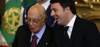 Legge di Stabilità, Napolitano incoraggia con Renzi: “Ci sono misure importanti per la crescita”. Grillo: “Ci saranno 4 mld di tagli alla Sanità”