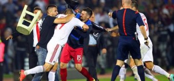 Calcio: drone con bandiera ‘Kosovo libero’ in campo. La partita Serbia-Albania termina con una rissa