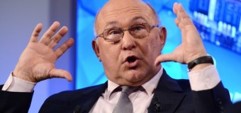 Austerity, Parigi contro le politiche dell’Ue. Sapin: “Nessuna manovra economica. Deficit sopra il 3% del Pil fino al 2017″