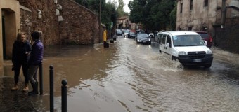 Allarme maltempo a Roma, esonda l’Almone. Disagi e allagamenti in tutta la città