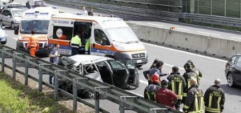 Tragedia a Salerno, giovane universitaria muore trascinata da un bus. Il Rettore Tommasetti: “Grave lutto per l’Ateneo”