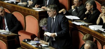 L’Italicum spacca il Pd. Renzi batte la minoranza interna e ‘nasce’ una nuova maggioranza: il testo passa al Senato grazie ai voti di Forza Italia