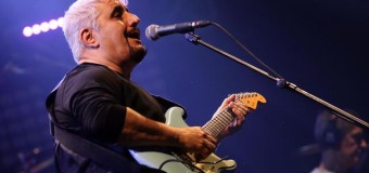 Eredità di Pino Daniele: il 50% dei beni andrà ai suoi 5 figli, l’altro 50 sarà diviso tra la moglie Fabiola e i tre figli più piccoli. Esclusa Amanda Bonini