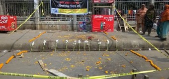 Bangladesh, Avijit Roy, oppositore dei gruppi islamici radicali, è stato ucciso a colpi di macete