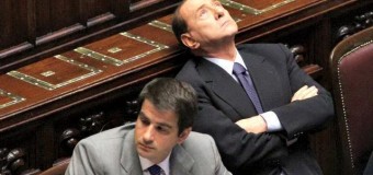 Forza Italia alla resa dei conti, Berlusconi contro Fitto: “O fa la minoranza o va fuori”. La replica: “”Io per aiutare Forza Italia, andrò avanti con l’iniziativa dei Ricostruttori”