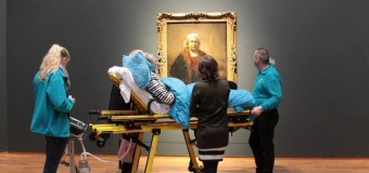 Olanda, esaudito l’ultimo desiderio di una malata terminale: “Voglio vedere la mostra di Rembrandt”